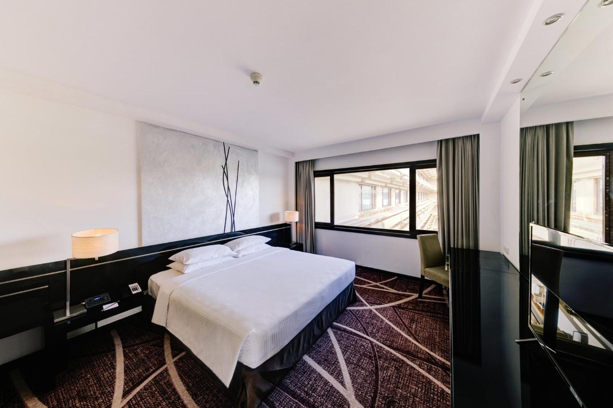 Cinnamon Lakeside Colombo Eksteriør billede Deluxe room