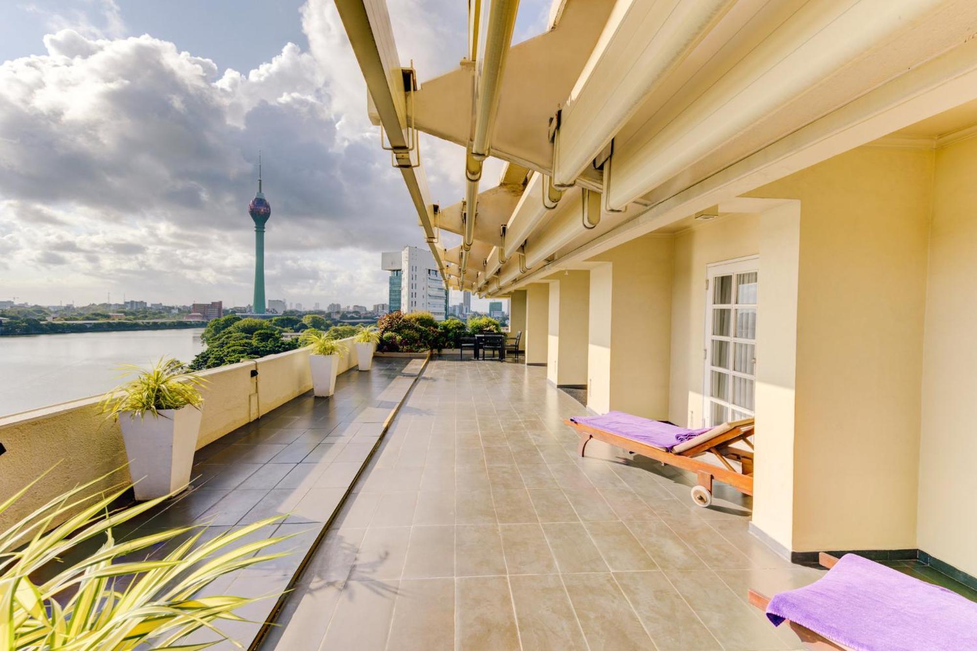 Cinnamon Lakeside Colombo Eksteriør billede The Riverfront